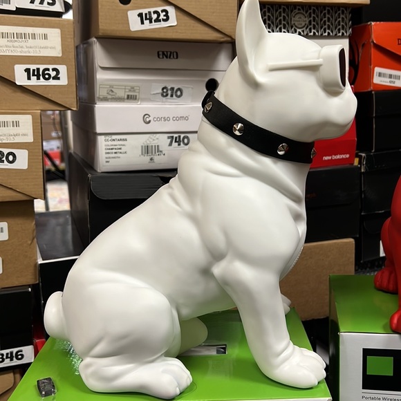 Dog Portable Wireless Speaker in White - Picture 9 of 11